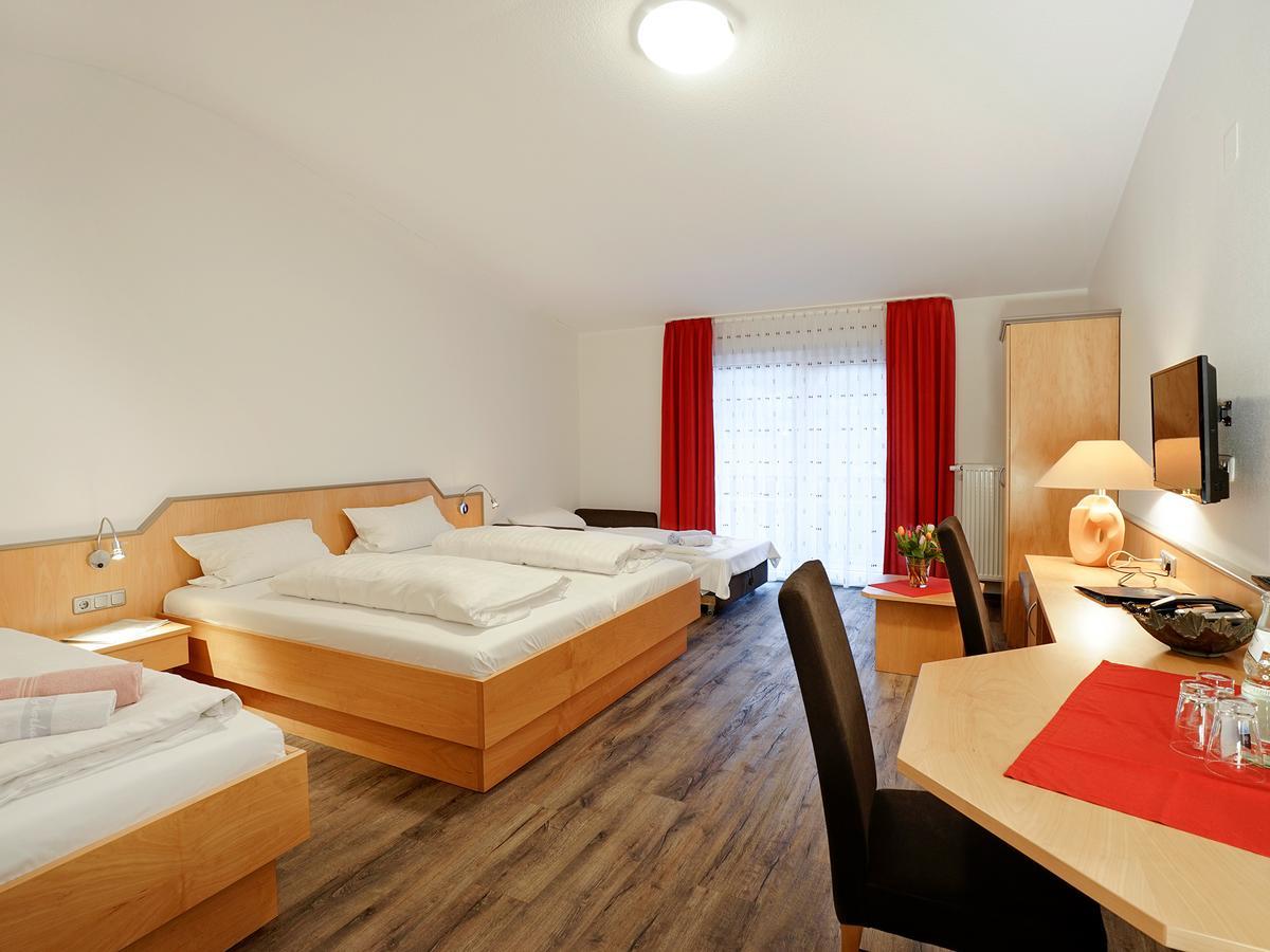 Hotel Gasthof Zum Biber Motten 外观 照片