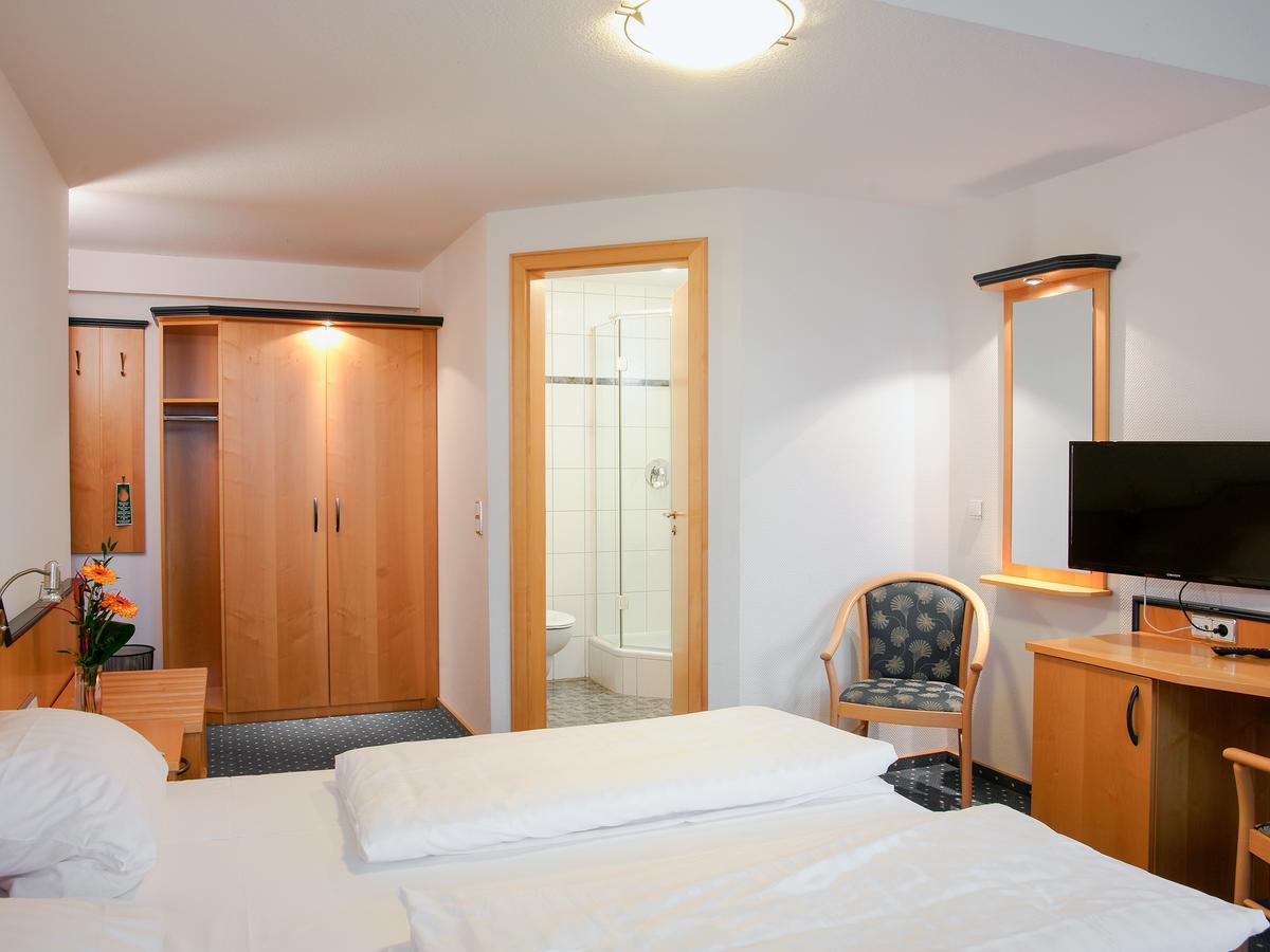 Hotel Gasthof Zum Biber Motten 外观 照片