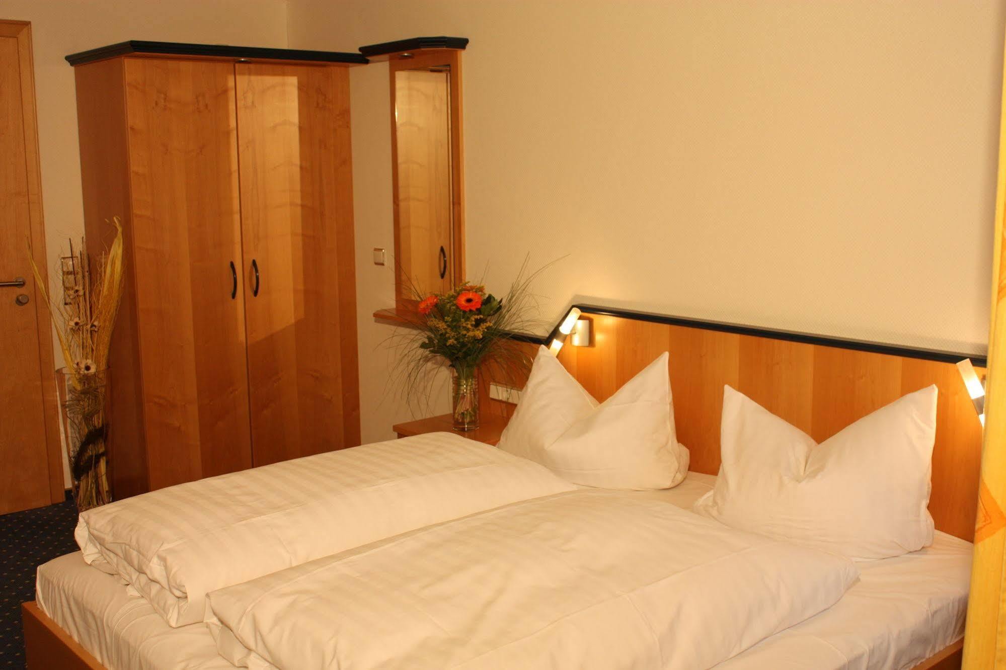 Hotel Gasthof Zum Biber Motten 外观 照片