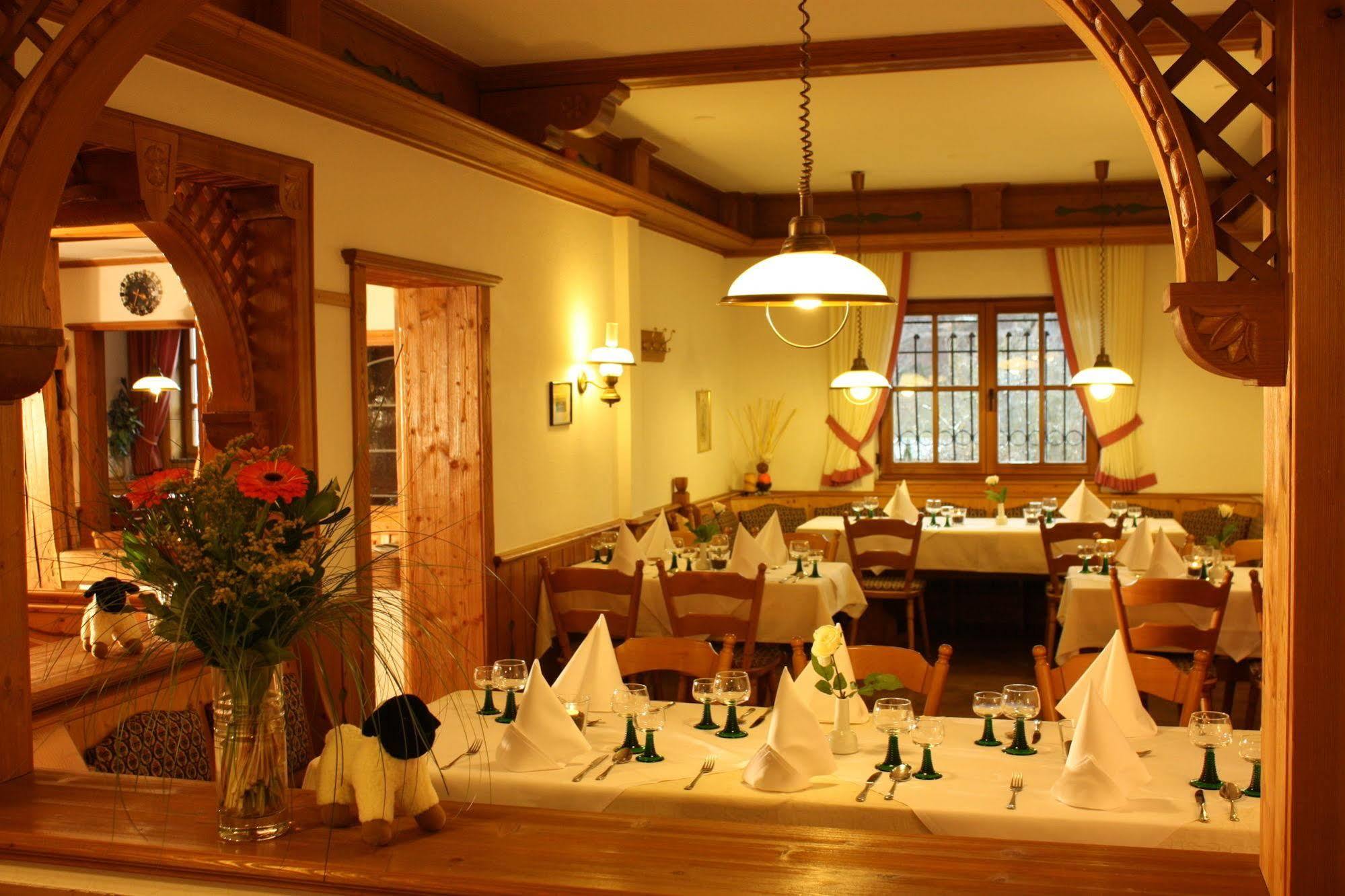 Hotel Gasthof Zum Biber Motten 外观 照片